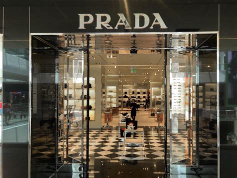 prada lojas|Prada shopping online.